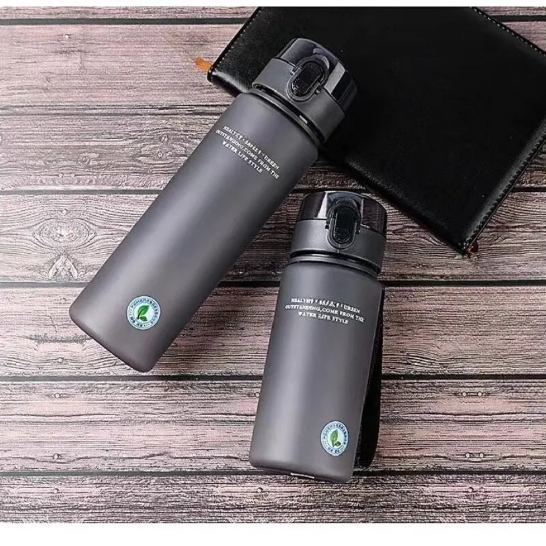 Ivoleo Hydrakraft –Premium Trinkflasche für ausreichend Flüssigkeit