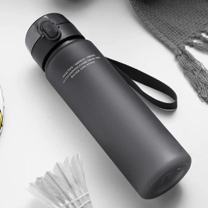 Ivoleo Hydrakraft –Premium Trinkflasche für ausreichend Flüssigkeit